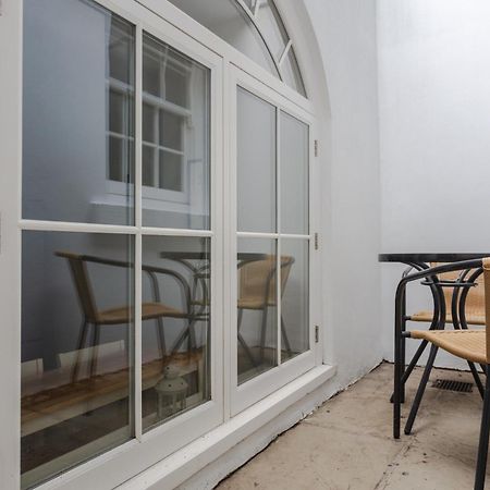 Spacious And Modern Apartment In Pimlico Лондон Екстериор снимка