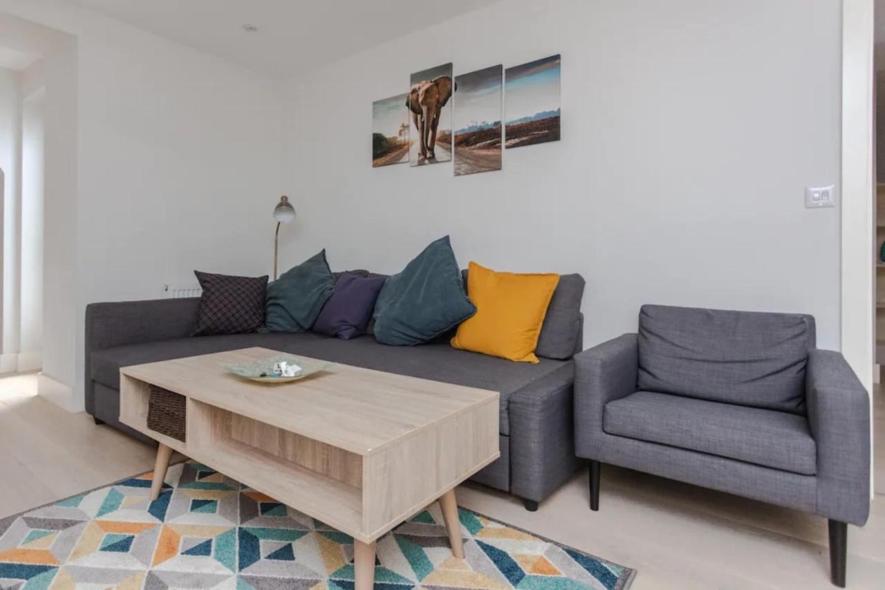 Spacious And Modern Apartment In Pimlico Лондон Екстериор снимка