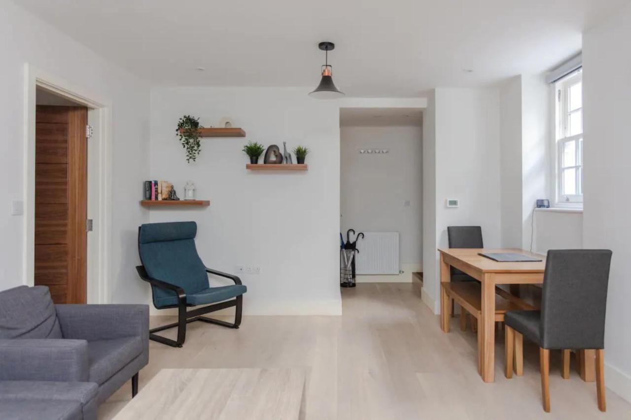 Spacious And Modern Apartment In Pimlico Лондон Екстериор снимка